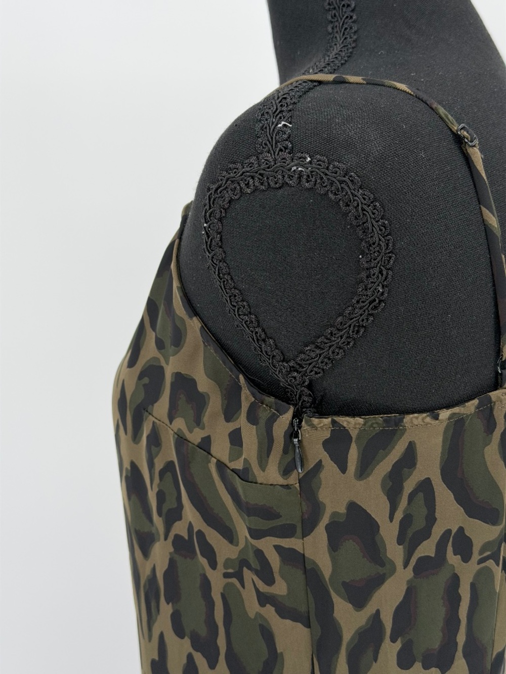 Steve Madden Green Leopard Print Asymmetrical Slip Dress | Ruffle Hem Small - Picture 5 of 14